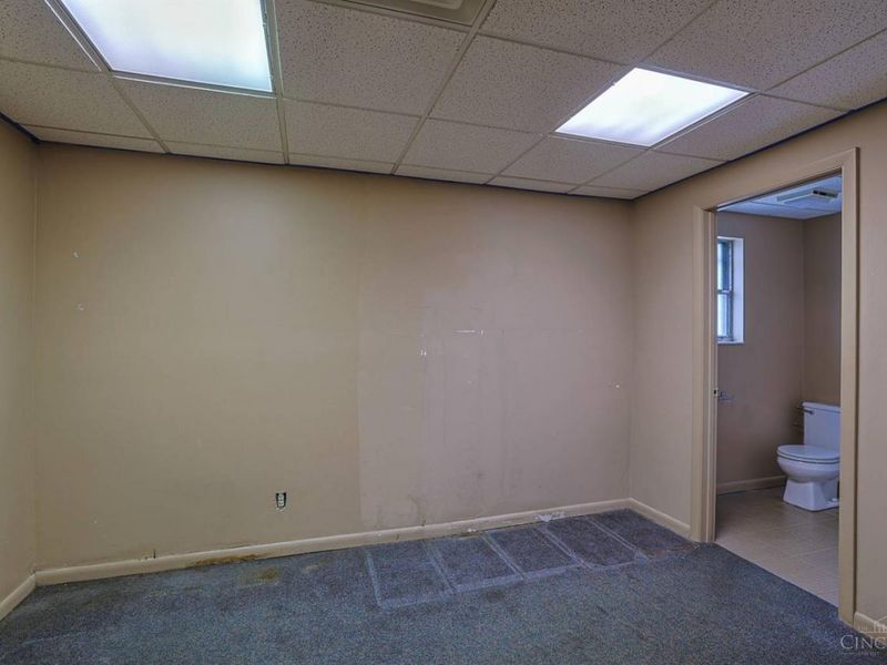 7351 Montgomery Road, Silverton, OH 45236 Photo 12
