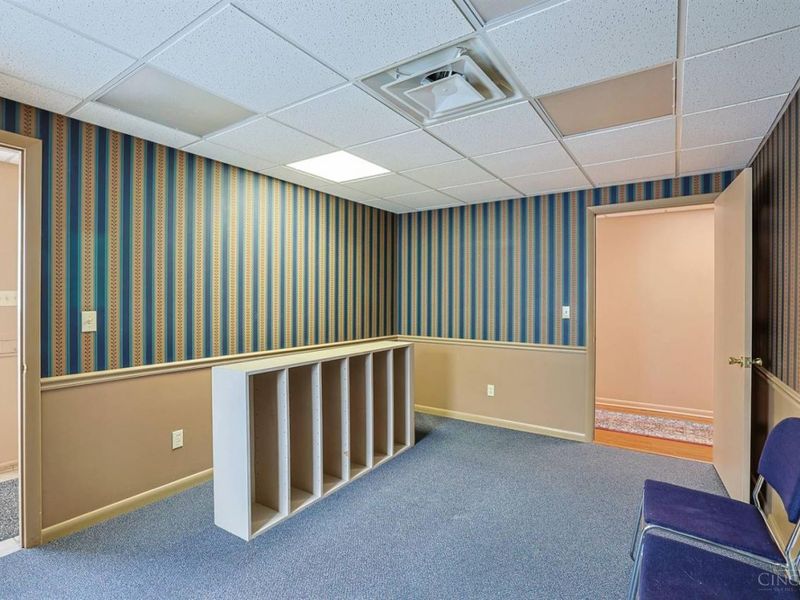 7351 Montgomery Road, Silverton, OH 45236 Photo 9