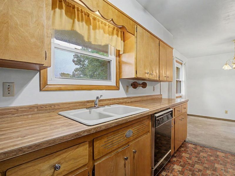8070 Hopewell, Cincinnati, OH 45242 Photo 10