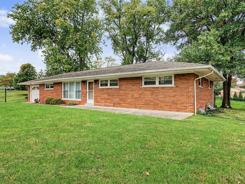 8070 Hopewell, Cincinnati, OH 45242 Photo 3