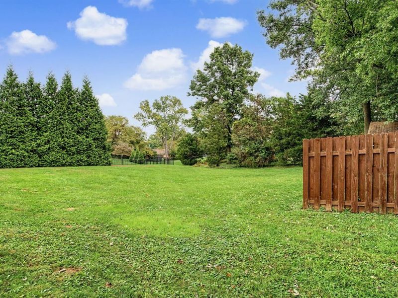 8070 Hopewell, Cincinnati, OH 45242 Photo 36