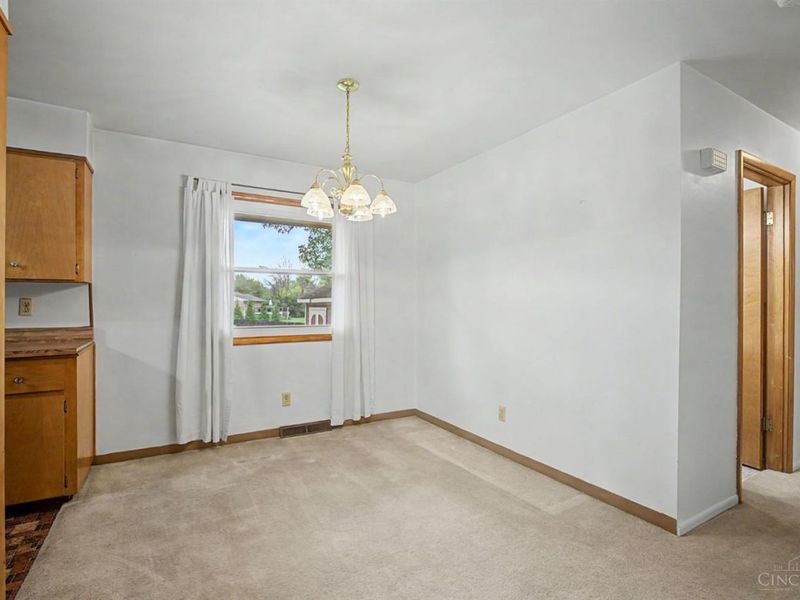 8070 Hopewell, Cincinnati, OH 45242 Photo 7