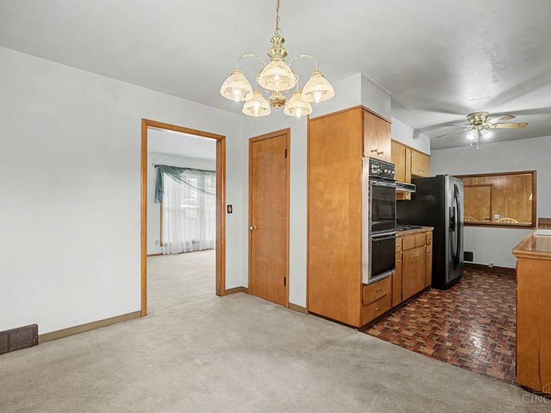 8070 Hopewell, Cincinnati, OH 45242 Photo 8