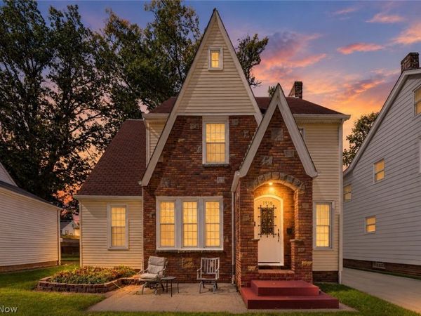 1930 Glenridge Road , Euclid, OH 44117