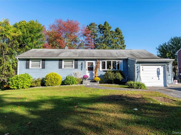 6 Iroquois Drive, Wappingers Falls, NY 12590