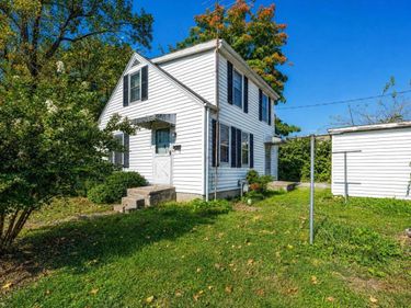 1925 Clifton Avenue, Paris, KY 40361