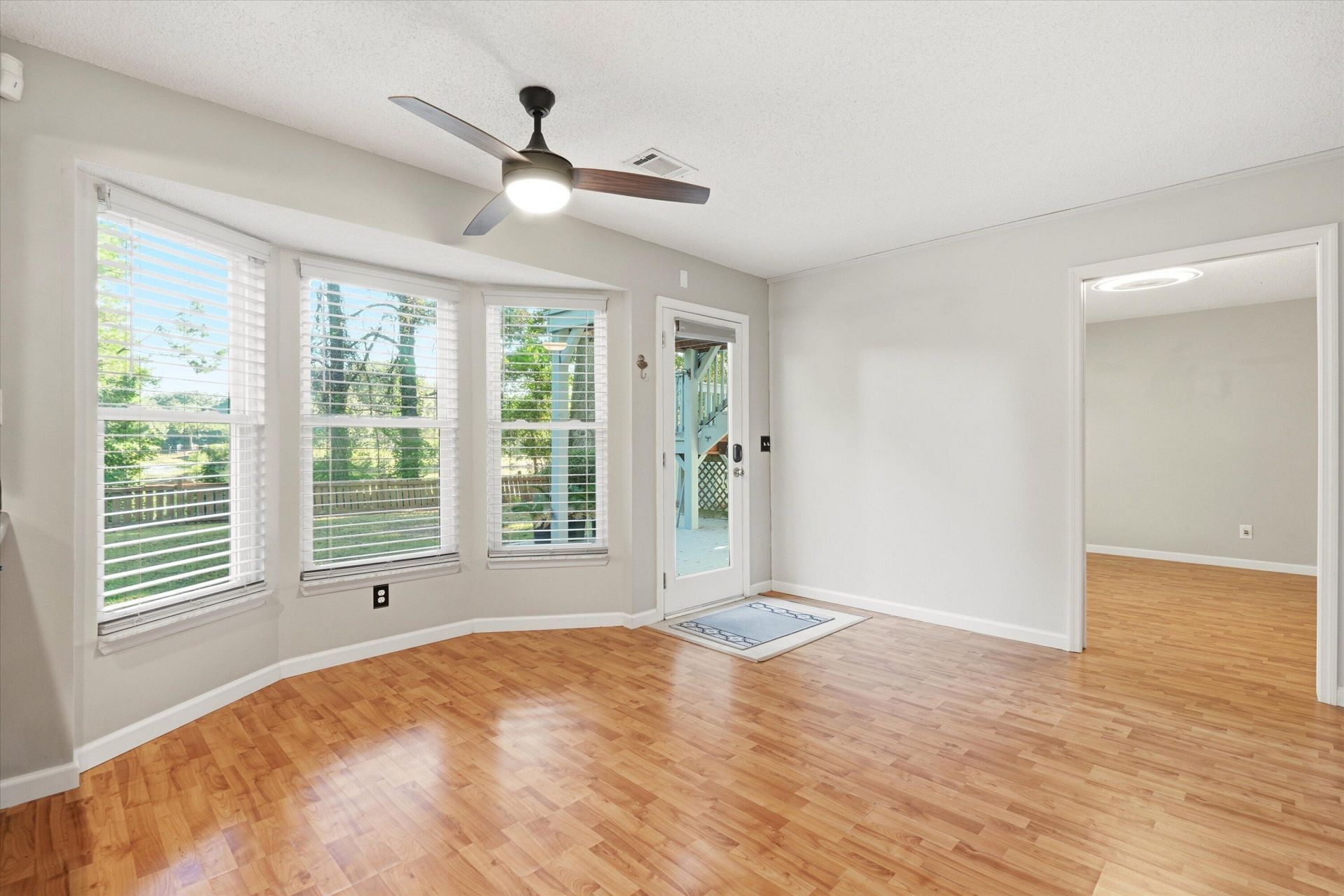 1406 Diamond Boulevard Photo 13