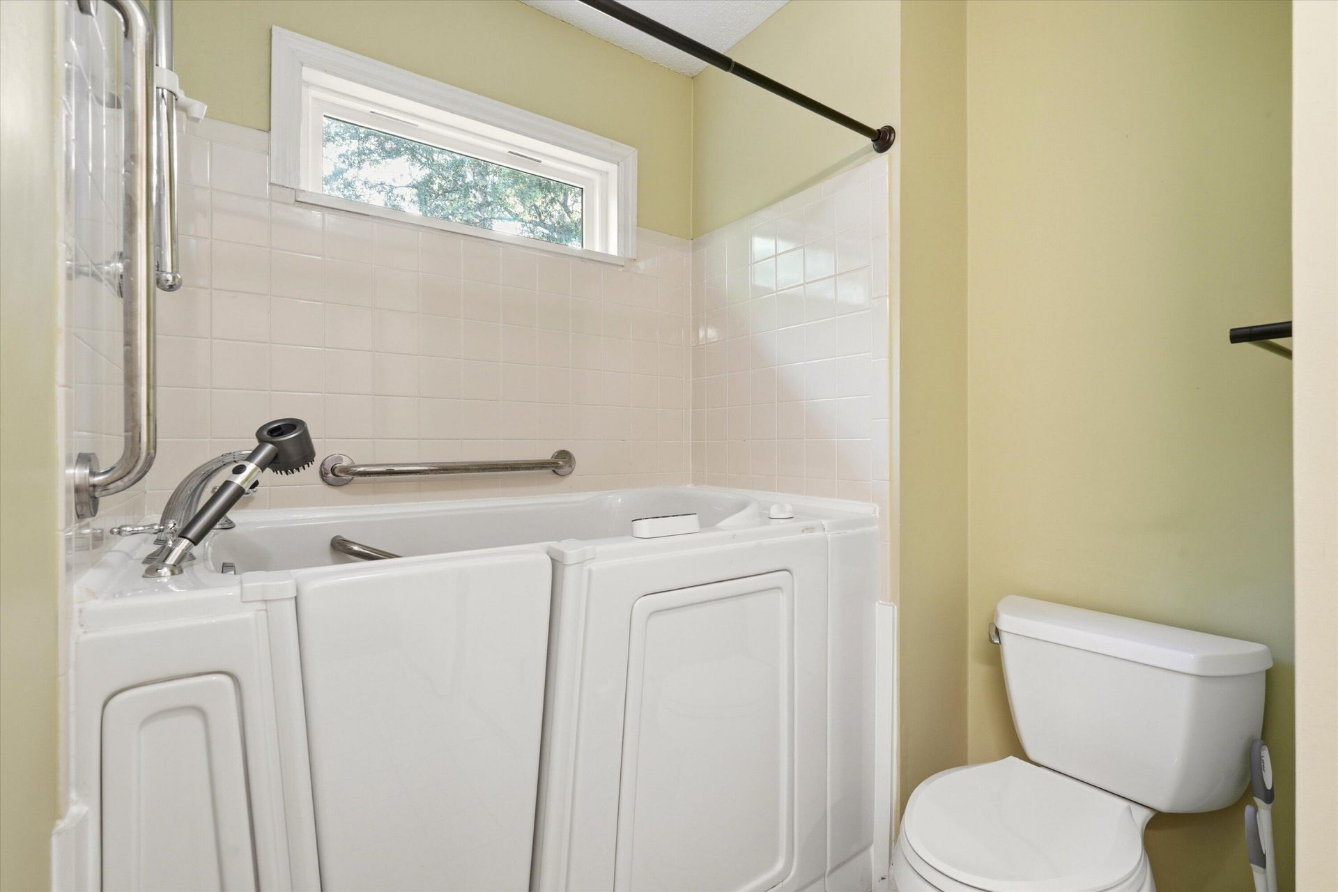 1406 Diamond Boulevard Photo 26