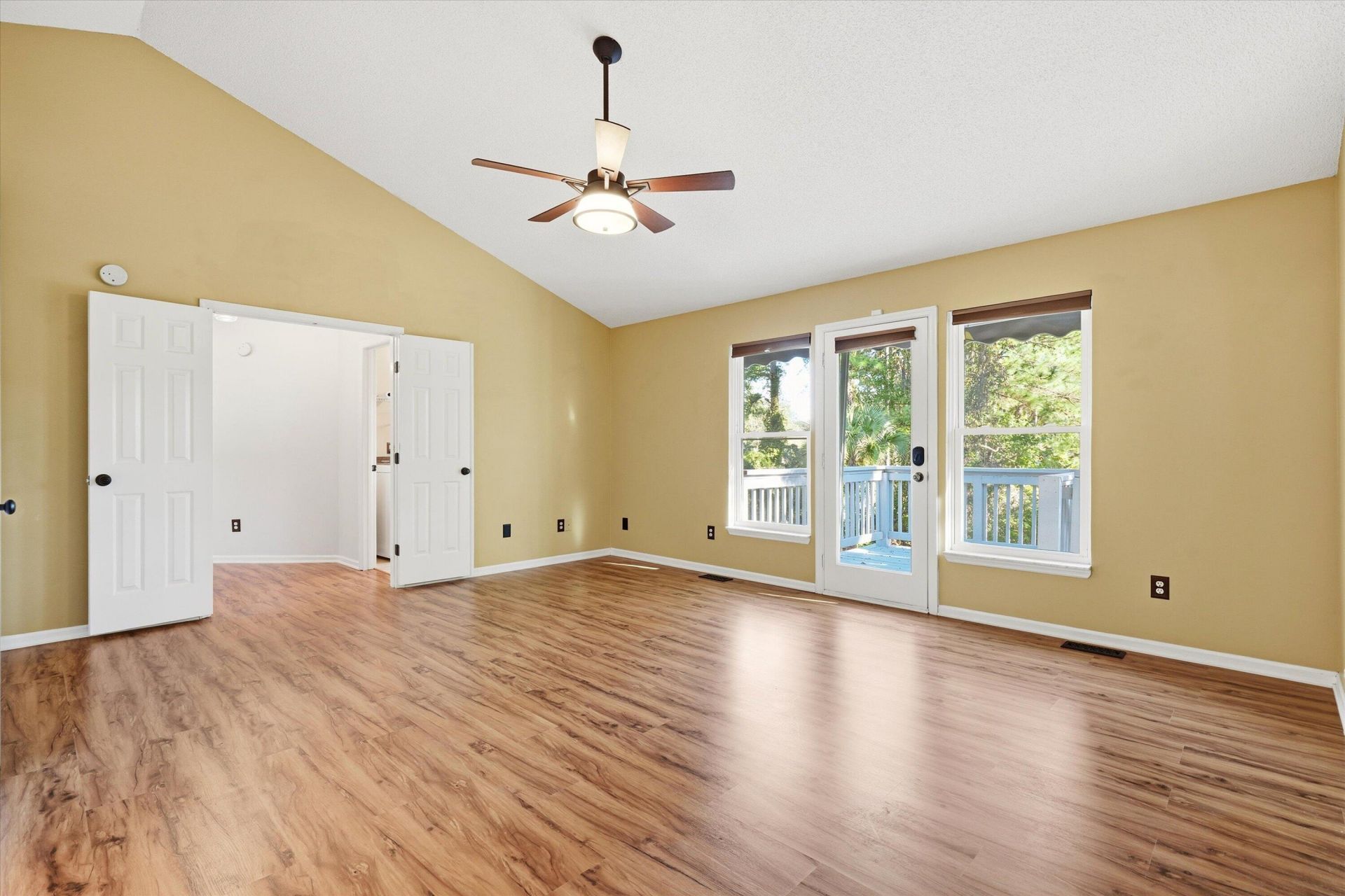 1406 Diamond Boulevard Photo 30
