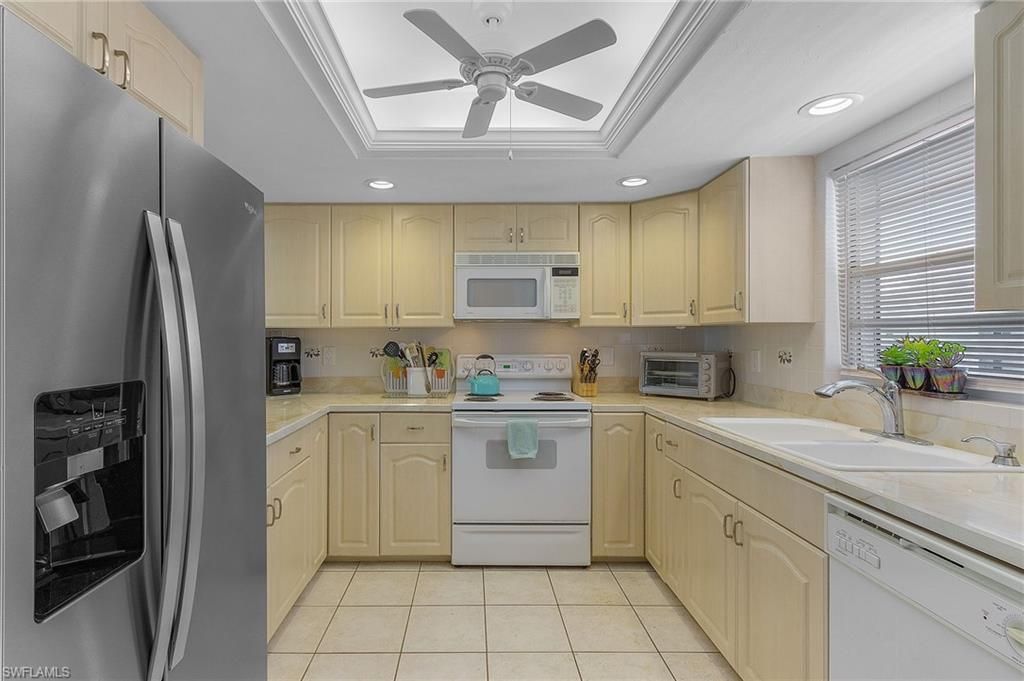 4531 Bay Beach Ln , Unit 334, Fort Myers Beach, FL 33931 Photo