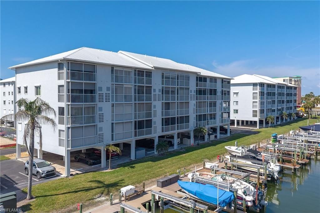 4531 Bay Beach Ln , Unit 334, Fort Myers Beach, FL 33931 Photo