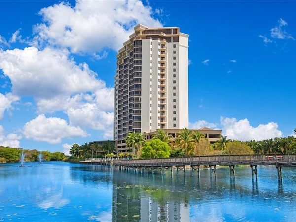 14350 Riva Del Lago DR, Unit 402, FORT MYERS, FL 33907