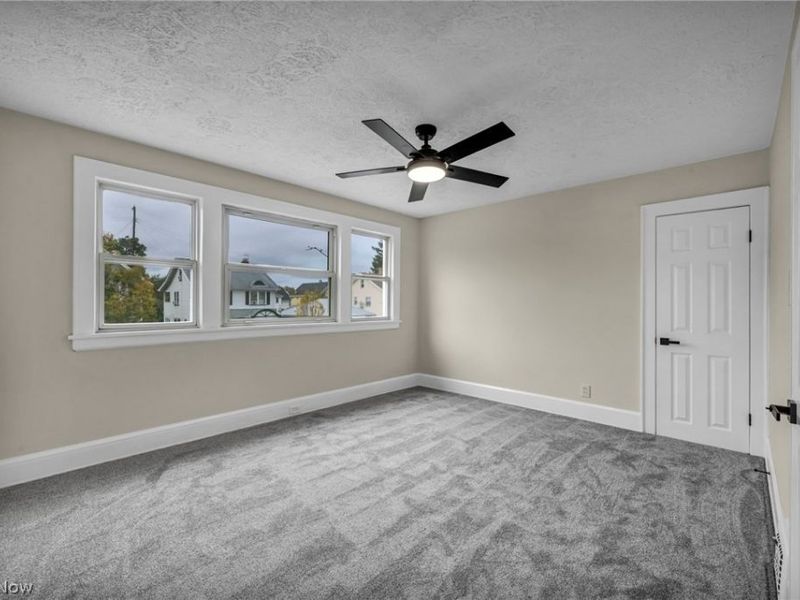 2077 Wyandotte Avenue, Lakewood, OH 44107 Photo 20