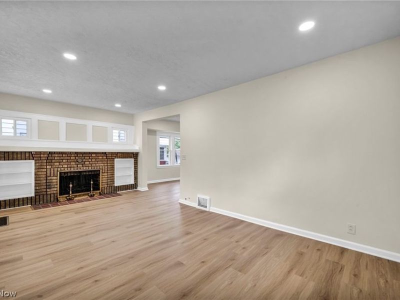 2077 Wyandotte Avenue, Lakewood, OH 44107 Photo 6