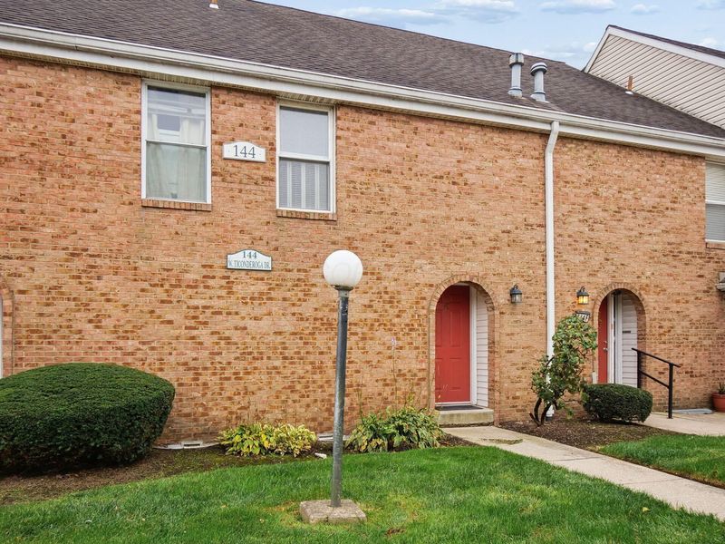 144 W Ticonderoga Drive, Unit E, Westerville, OH 43081 Photo 1
