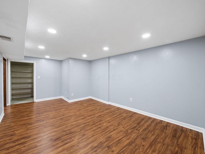 144 W Ticonderoga Drive, Unit E, Westerville, OH 43081 Photo 31
