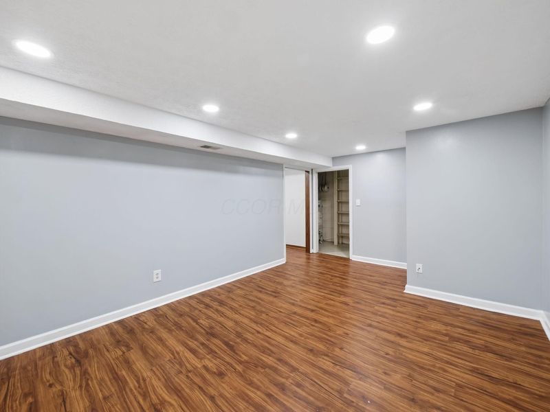144 W Ticonderoga Drive, Unit E, Westerville, OH 43081 Photo 32