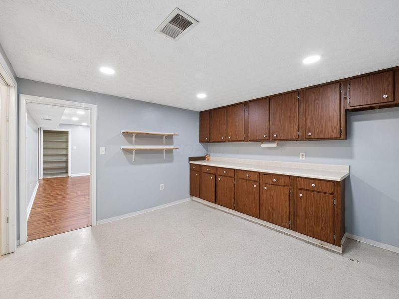 144 W Ticonderoga Drive, Unit E, Westerville, OH 43081 Photo 33
