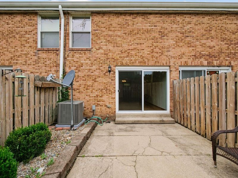 144 W Ticonderoga Drive, Unit E, Westerville, OH 43081 Photo 38