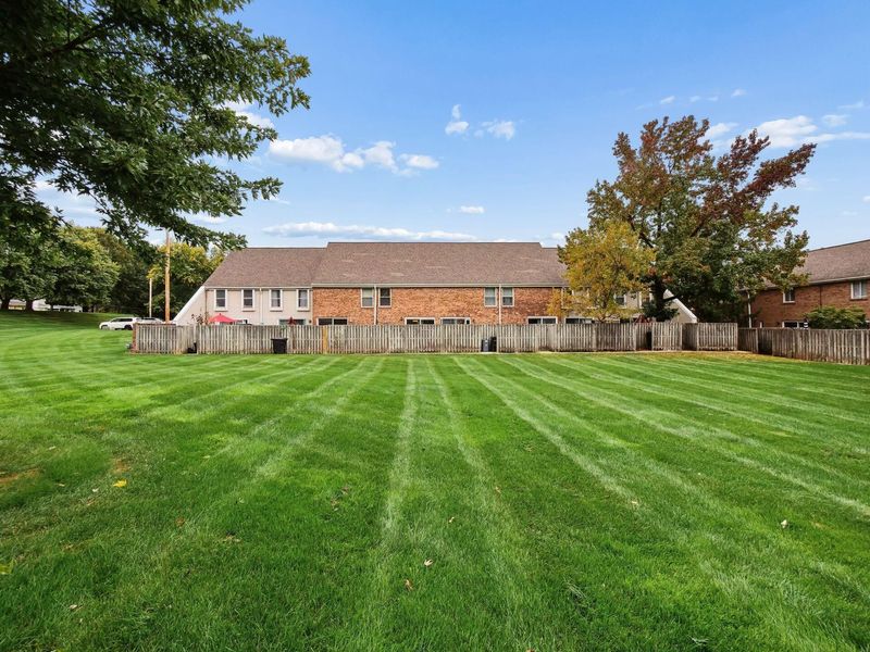 144 W Ticonderoga Drive, Unit E, Westerville, OH 43081 Photo 44