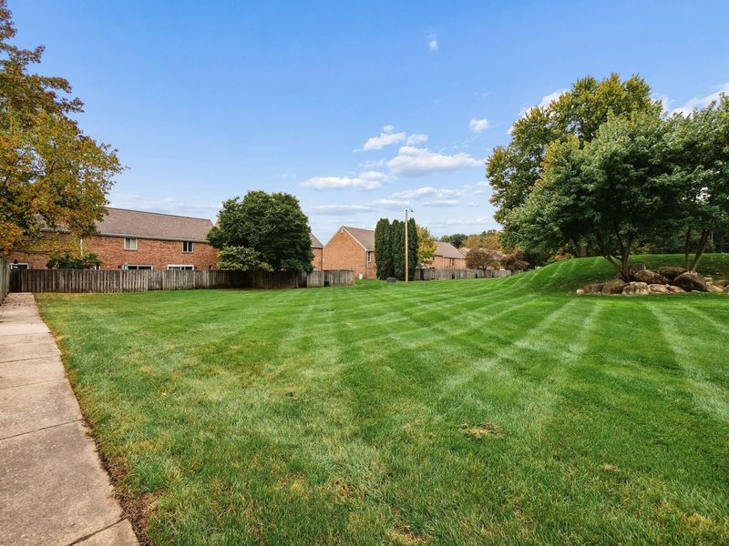 144 W Ticonderoga Drive, Unit E, Westerville, OH 43081 Photo 45