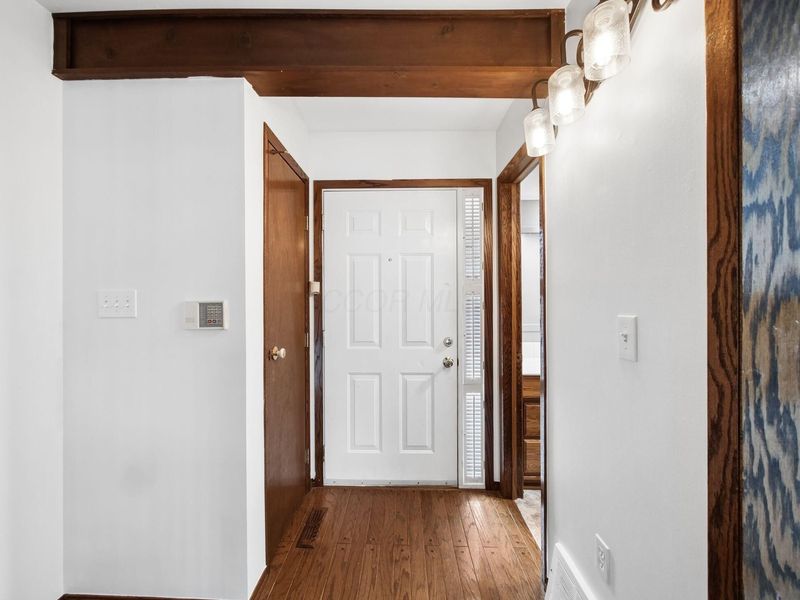 144 W Ticonderoga Drive, Unit E, Westerville, OH 43081 Photo 6