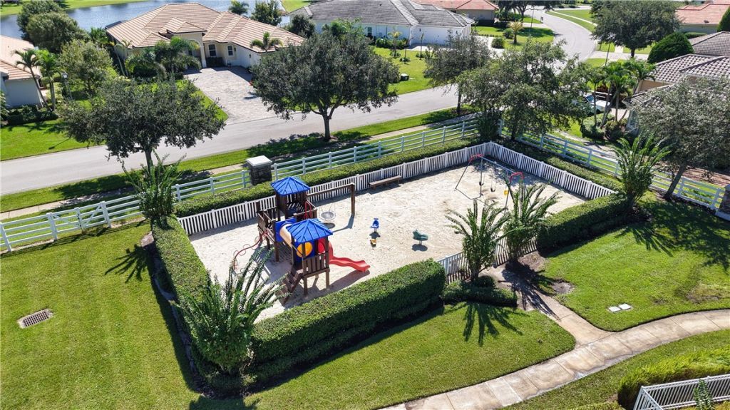 8285 Halbert Lane, Vero Beach, FL 32968 Photo