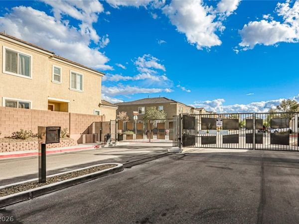 8508 Helvetia Lane, Las Vegas, NV 89113
