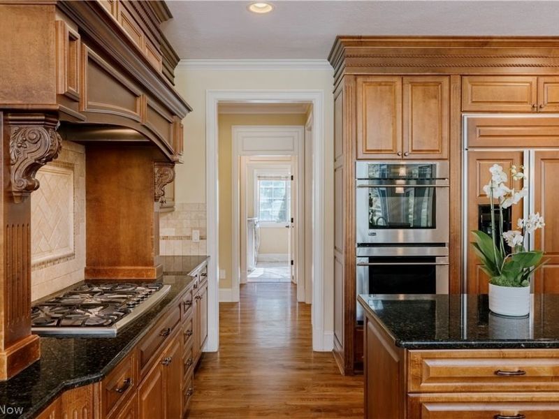 29099 Bolingbrook Road, Pepper Pike, OH 44124 Photo 17