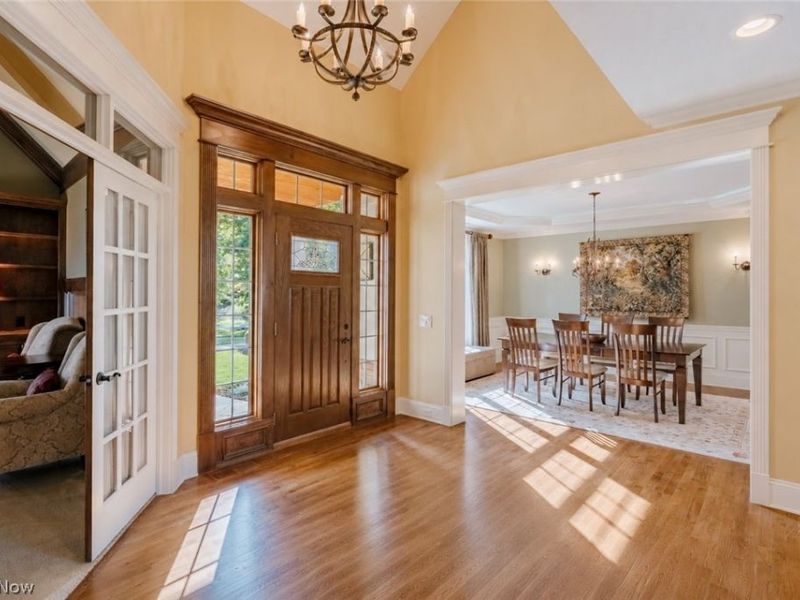 29099 Bolingbrook Road, Pepper Pike, OH 44124 Photo 6