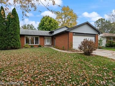 3290 Wolverine Drive , Troy, Mi 48083