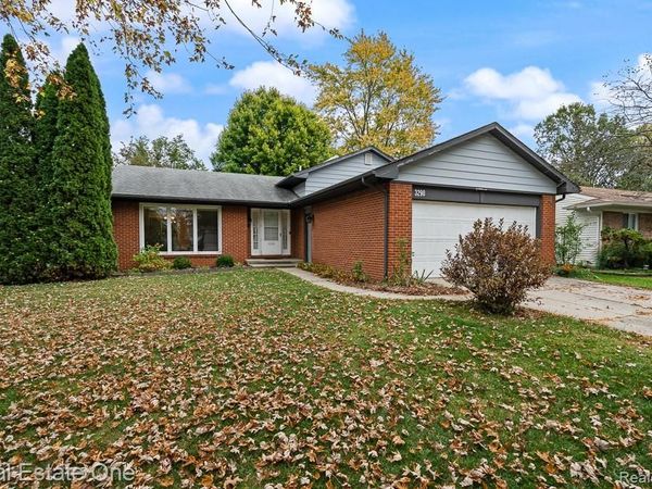 3290 Wolverine Drive , Troy, Mi 48083