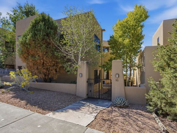 95 Avenida Frijoles , Santa Fe, NM 87507