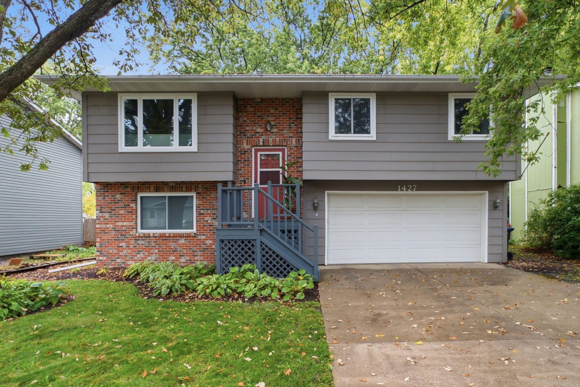 1427 Esther St, Iowa City, IA 52240 Main Photo
