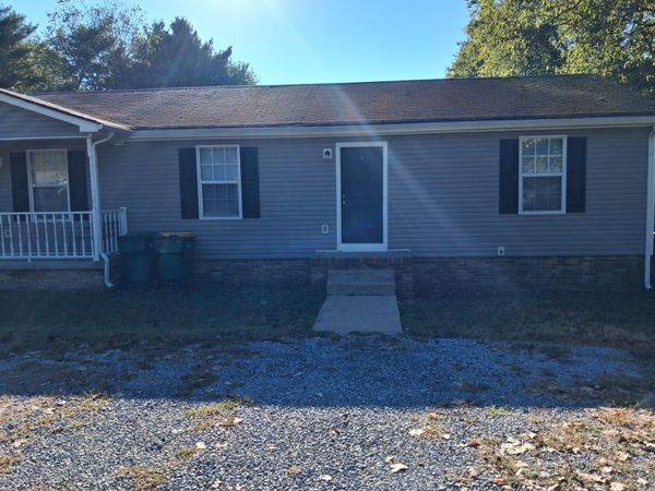 821B Belle Dr, Spring Hill, TN 37174