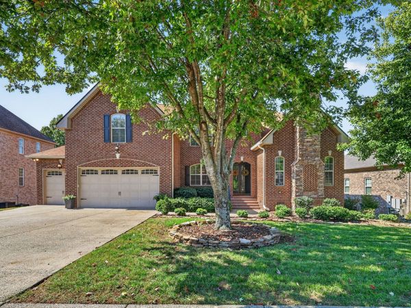 6058 Hunt Valley Dr , Spring Hill, TN 37174