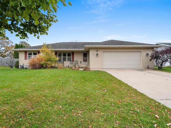 1416 WOLVERINE TRAIL, New Franken, WI 54229
