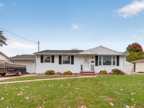 1198 LANGLADE AVENUE, Green Bay, WI 54304