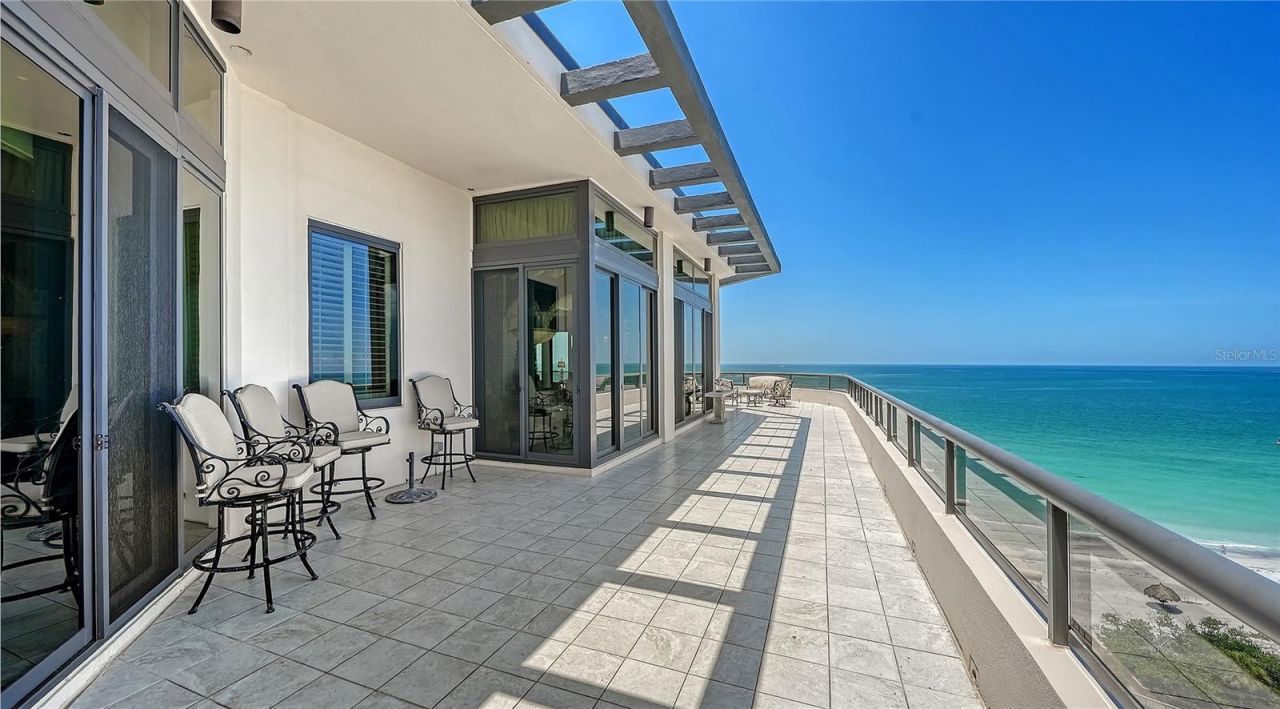 415 L Ambiance Drive, Unit PH-F, Longboat Key, FL 34228 Photo