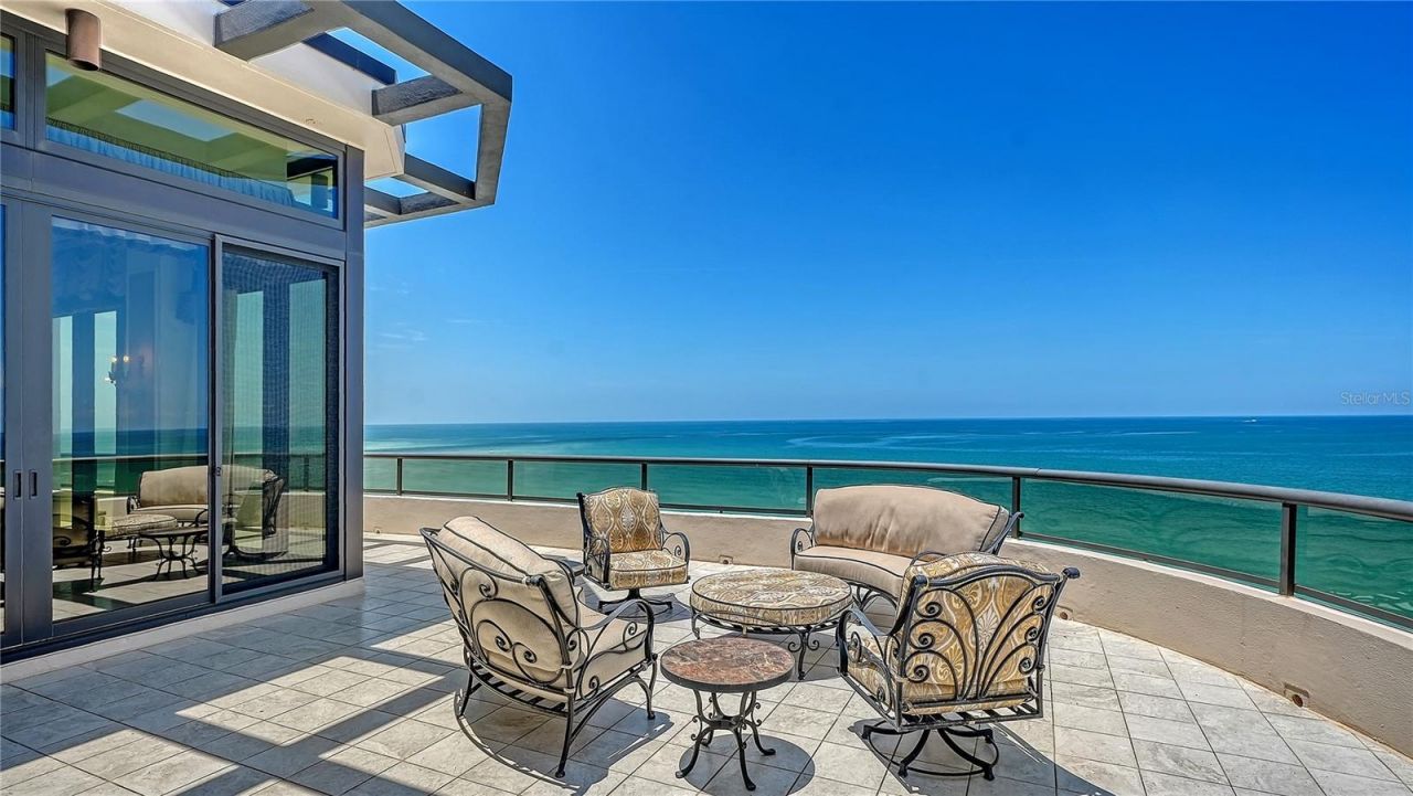 415 L Ambiance Drive, Unit PH-F, Longboat Key, FL 34228 Photo