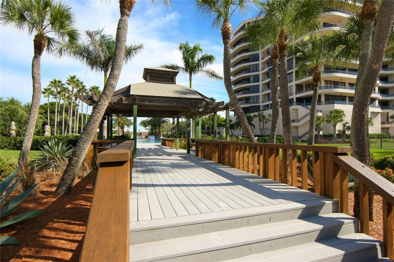 415 L Ambiance Drive, Unit PH-F, Longboat Key, FL 34228 Photo