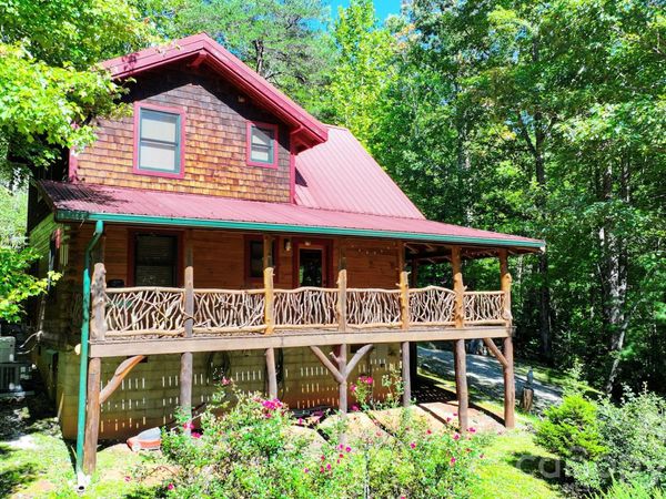 171 Camp Elliott Road, Black Mountain, NC 28711