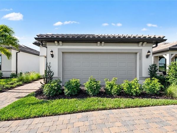 2133 Seville LN , NAPLES, FL 34120