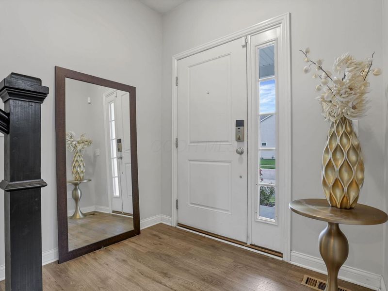 6114 Jadkins Way, Westerville, OH 43081 Photo 2