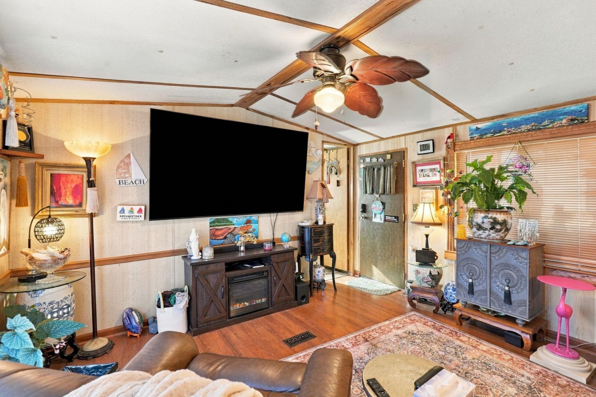 1497 Seaward Lane Photo 4