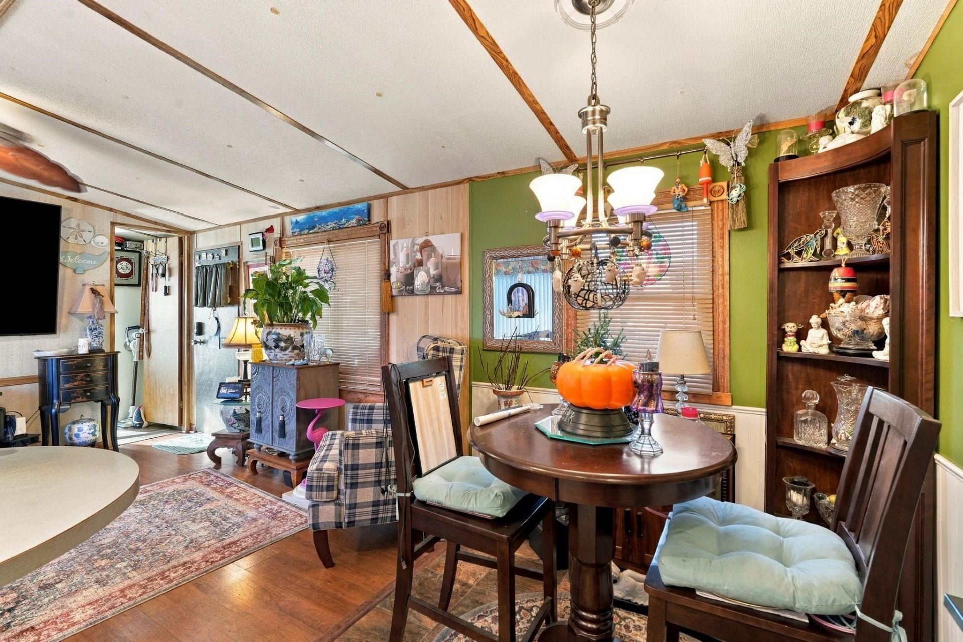 1497 Seaward Lane Photo 9