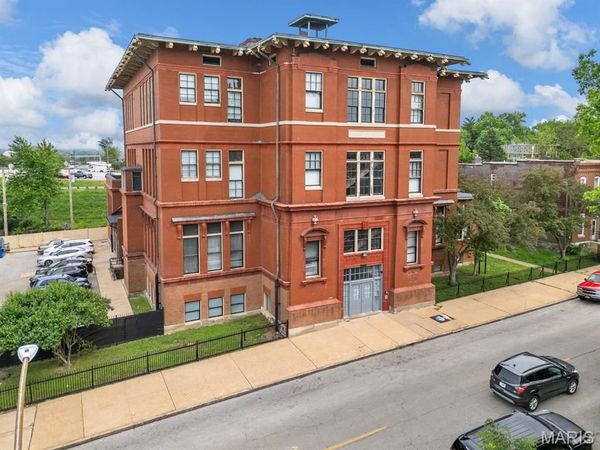 4528 Nebraska Avenue , St Louis, MO 63111