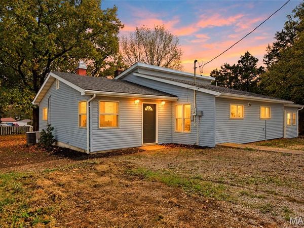 14192 Easy Street , De Soto, MO 63020