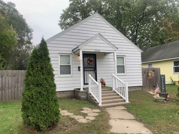 2200 Morton Avenue, Elkhart, IN 46517