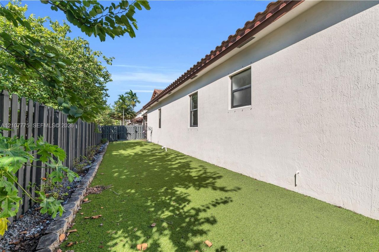 470 SE 34th Ter , Homestead, FL 33033 Photo